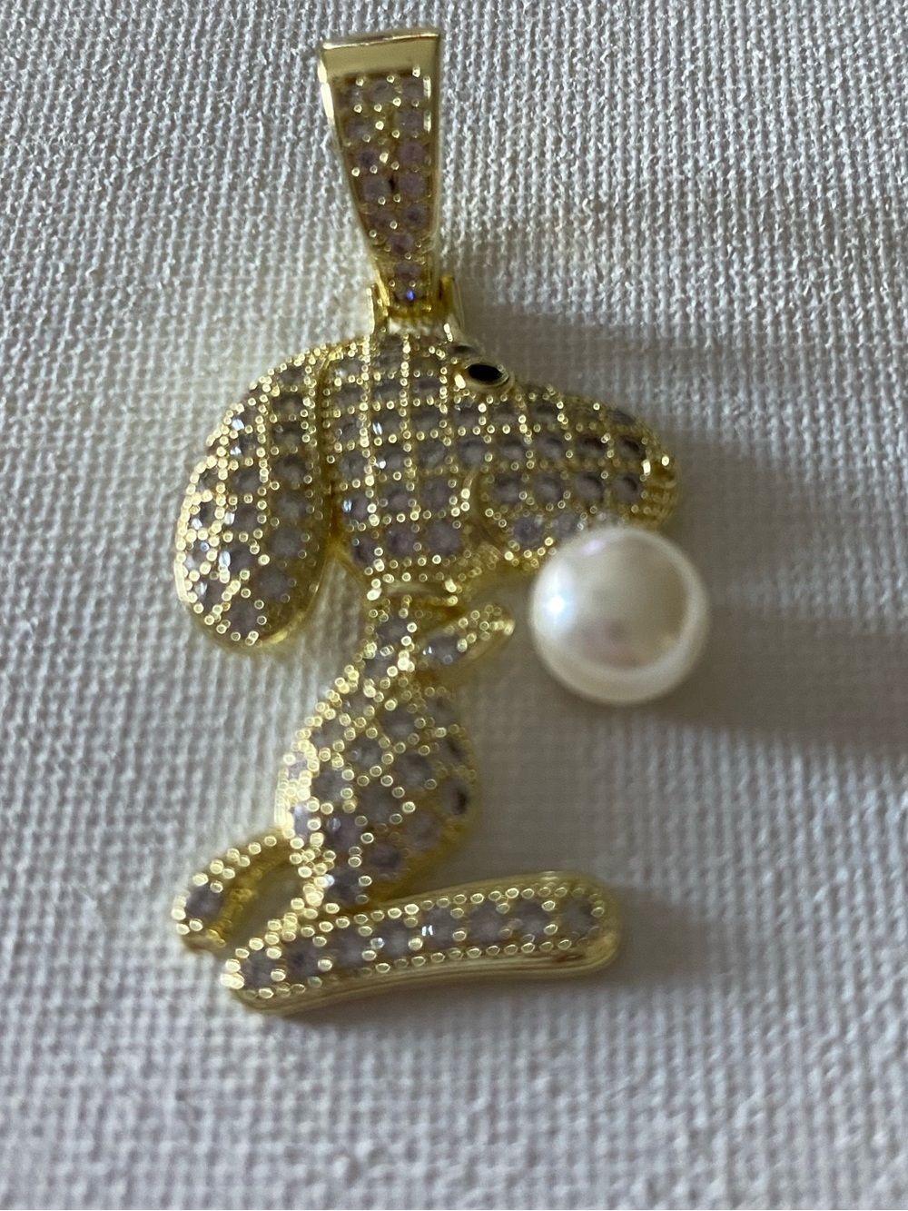Gold-tone Pearl Snoopy Pendant